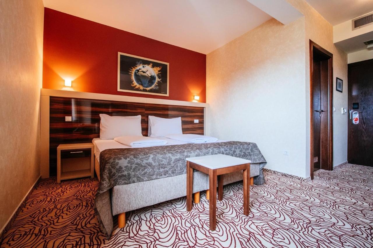Hotel Terra Novalja Ngoại thất bức ảnh